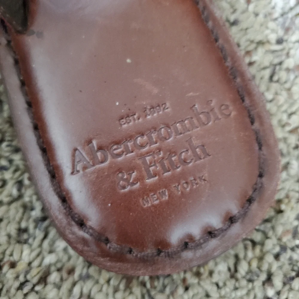 Sandals - Picture 3 of 8